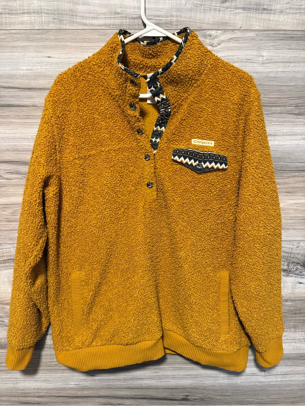 Cinch Ladies Gold Teddy Bear Fleece
Pullover